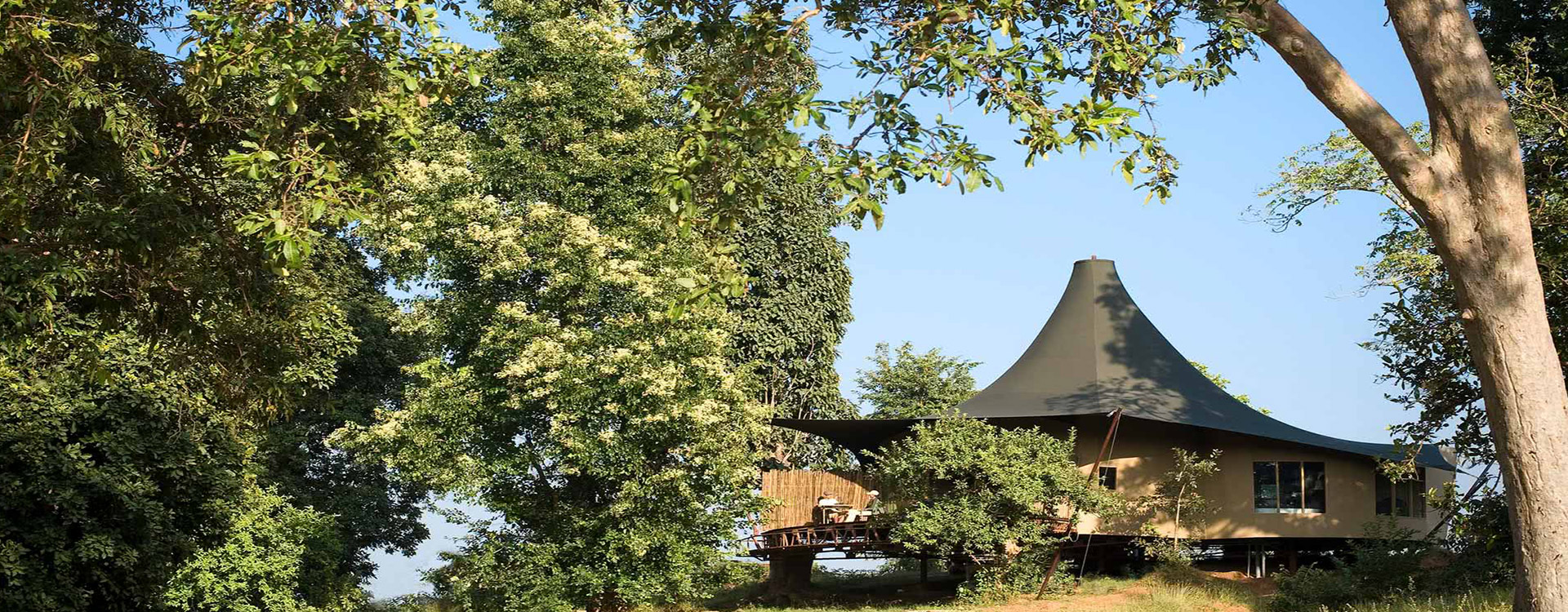 Banjaar-Tola_Exterior-Camp