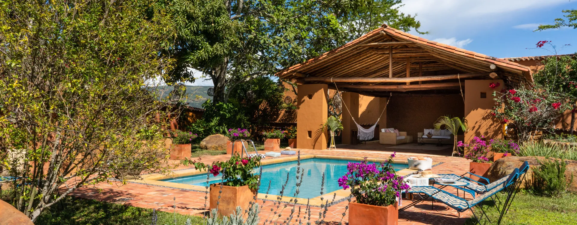 luxury pool villa in colombia